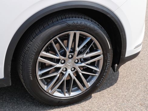 Used 2024 Acura MDX SH-AWD w/ Advance Package image 15
