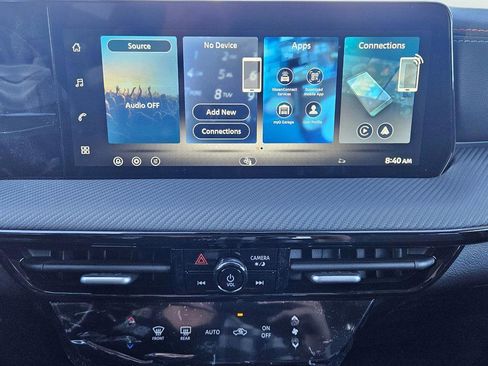 New 2026 Nissan Kicks SR FWD image 22