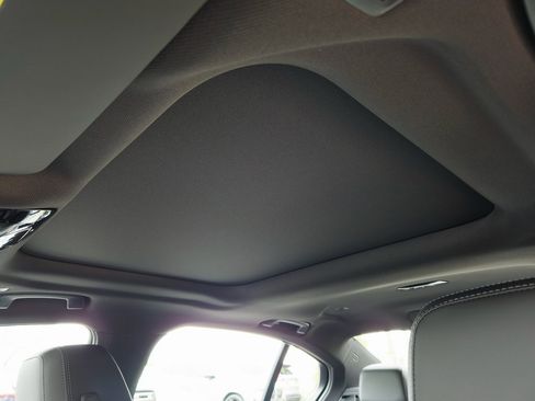 New 2026 BMW 530i image 17