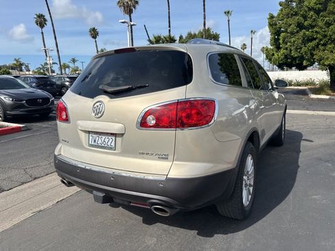Used 2008 Buick Enclave CXL w/ Entertainment Package #1 image 18