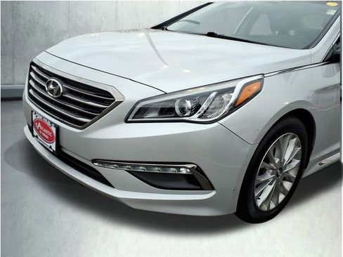 Used 2015 Hyundai Sonata Limited w/ Option Group 05 image 9