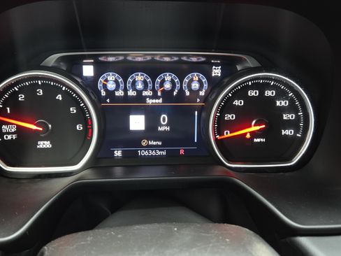 Used 2021 Chevrolet Tahoe High Country w/ Premium Package AWD/4WD image 34