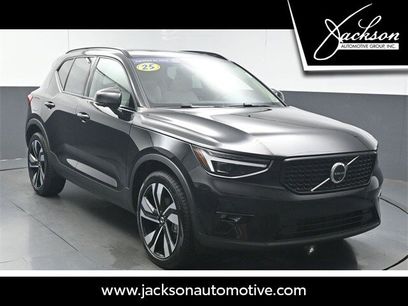 Used 2025 Volvo XC40 B5 Ultra