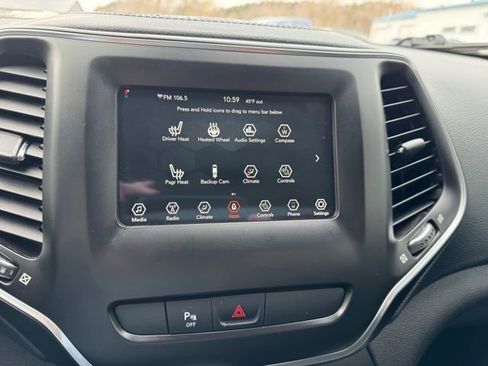 Used 2020 Jeep Cherokee Latitude Plus w/ Cold Weather Group image 77