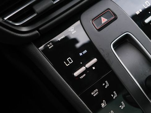 Used 2022 Porsche Macan GTS image 29