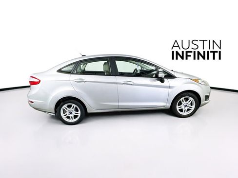 Used 2017 Ford Fiesta SE FWD image 8