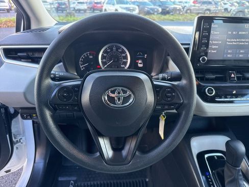 Used 2020 Toyota Corolla LE image 28