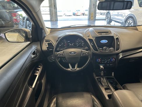 Used 2017 Ford Escape Titanium FWD image 2