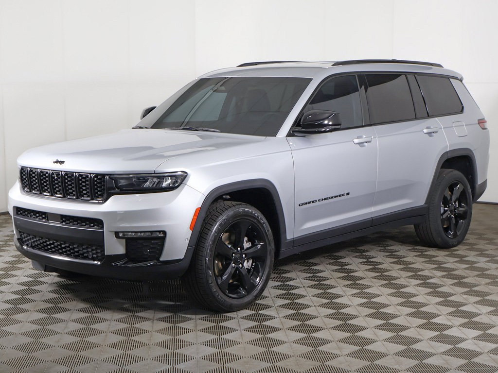 Used 2023 Jeep Grand Cherokee L Limited w/ Luxury Tech Group II AWD/4WD image 11