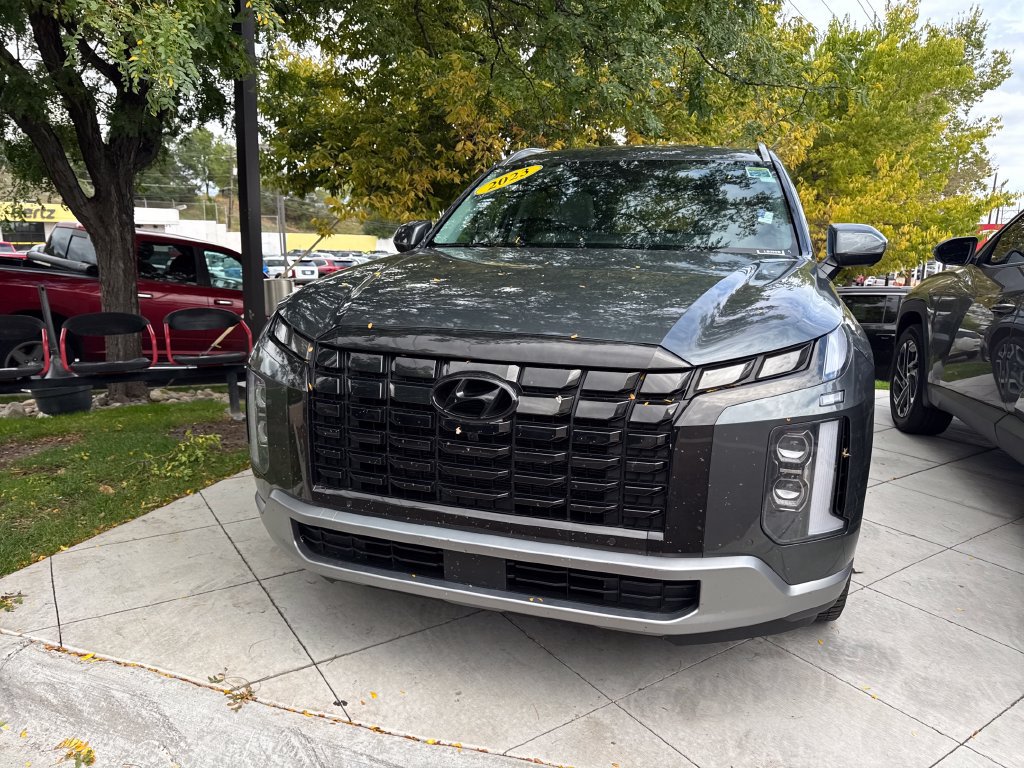 Used 2023 Hyundai Palisade SEL AWD/4WD image 4