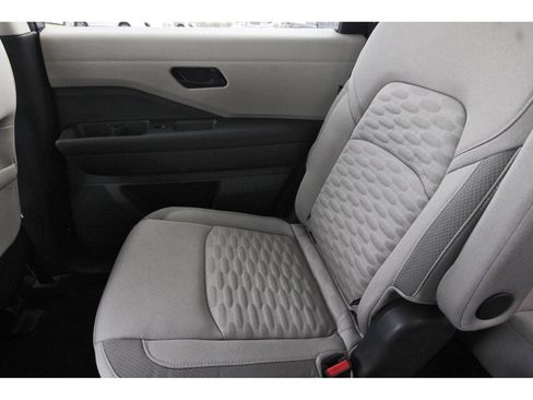 Certified 2025 Nissan Pathfinder SV w/ SV Premium Package FWD image 14