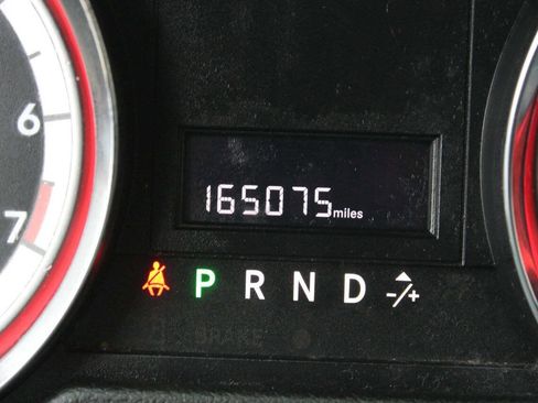 Used 2012 Dodge Grand Caravan SXT image 9