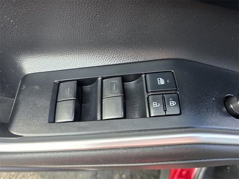 Used 2021 Toyota Highlander XSE image 13