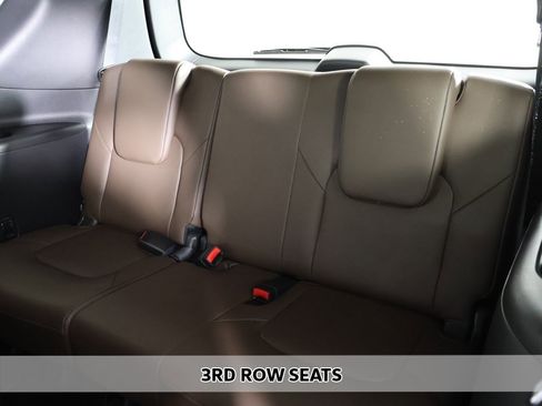 Used 2024 Nissan Armada Platinum w/ Captain's Chairs Package image 10