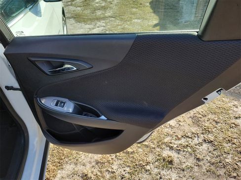 Used 2024 Chevrolet Malibu LT image 32