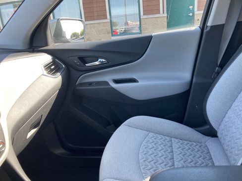 Used 2023 Chevrolet Equinox LT image 15