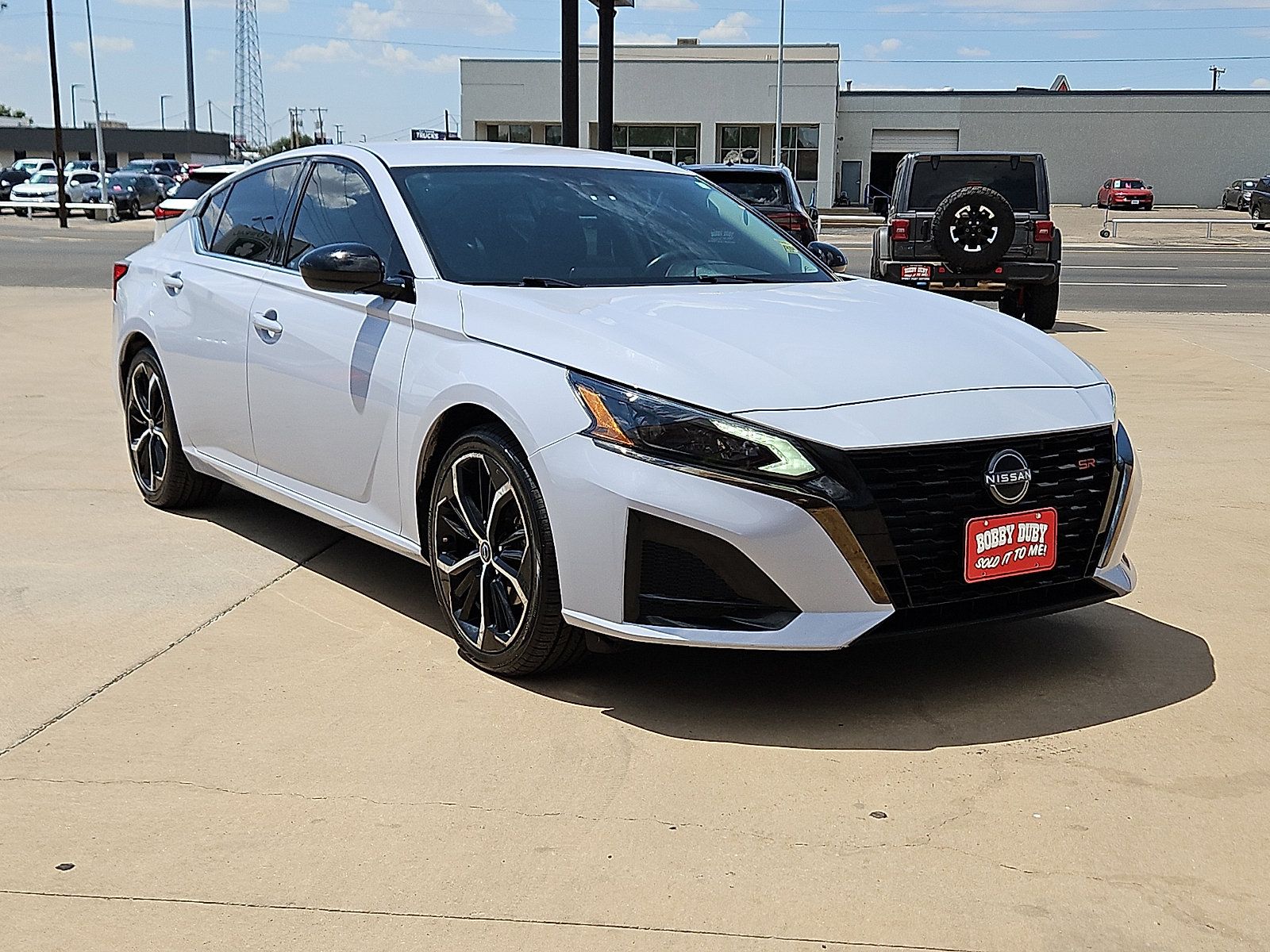 Used 2024 Nissan Altima 2.5 SR FWD image 4