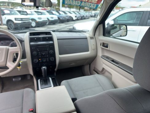 Used 2012 Ford Escape XLS image 17