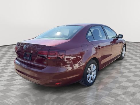 Used 2017 Volkswagen Jetta S image 8