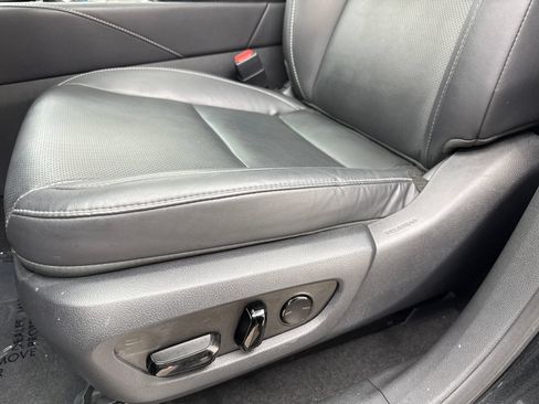 Used 2023 Lexus RX 350 Premium w/ Cold Area Package FWD image 33