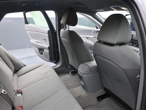 Certified 2026 Hyundai Elantra Sport w/ Cargo Package image 31