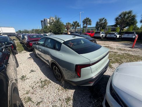 Used 2025 Kia K4 LXS FWD image 8