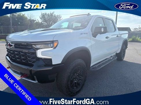 Used 2023 Chevrolet Silverado 1500 ZR2 w/ Technology Package AWD/4WD image 7