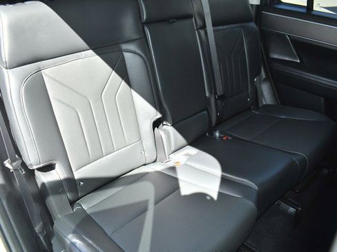 Used 2025 Hyundai Santa Fe SEL image 28