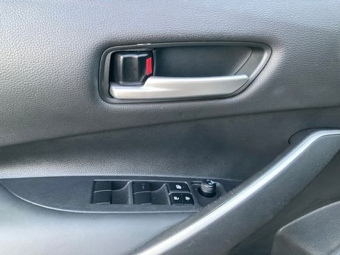 Certified 2025 Toyota Corolla SE image 13