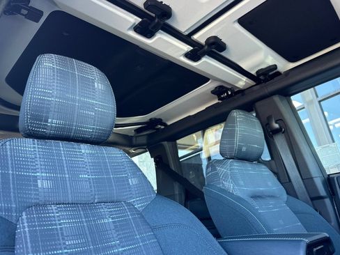 New 2026 Ford Bronco Heritage Edition AWD/4WD image 18