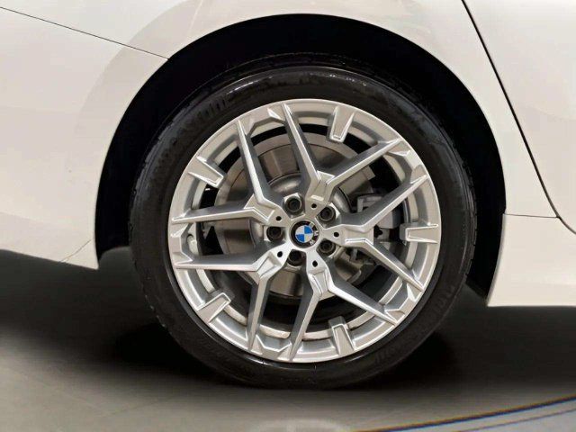 Used 2026 BMW 330i xDrive Sedan AWD/4WD image 94