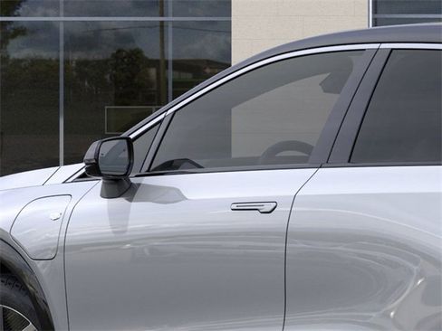 New 2026 Cadillac Optiq Luxury 1 image 12