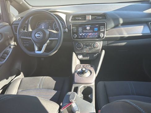 Used 2025 Nissan Leaf S FWD image 15