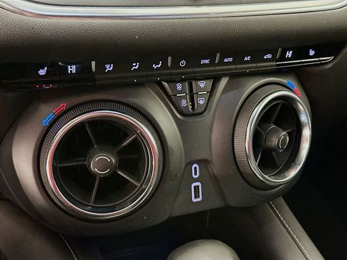 Used 2024 Chevrolet Blazer LT image 24