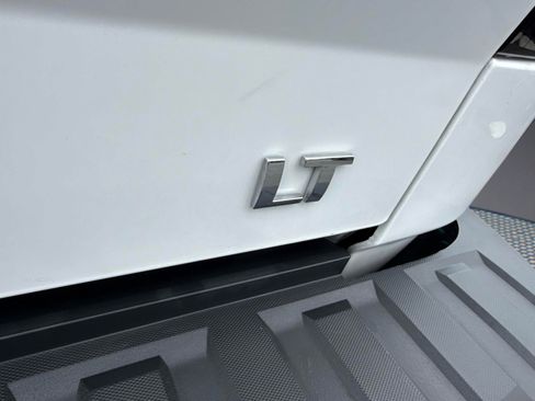 Used 2018 Chevrolet Silverado 1500 LT w/ All Star Edition image 6