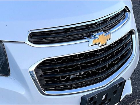 Used 2015 Chevrolet Cruze LT FWD image 27