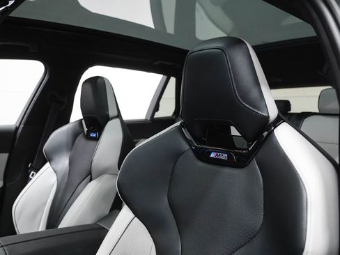 Used 2025 BMW M5 Touring image 14