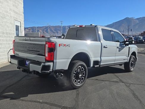 Used 2025 Ford F350 Platinum image 3