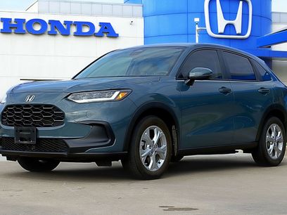 Used 2025 Honda HR-V LX