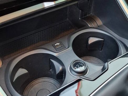 Used 2024 BMW M2 w/ Lighting Package image 77