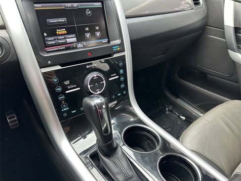 Used 2013 Ford Edge Sport w/ Driver Entry Pkg image 21