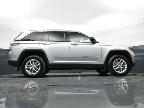 New 2026 Jeep Grand Cherokee Laredo X AWD/4WD image 39