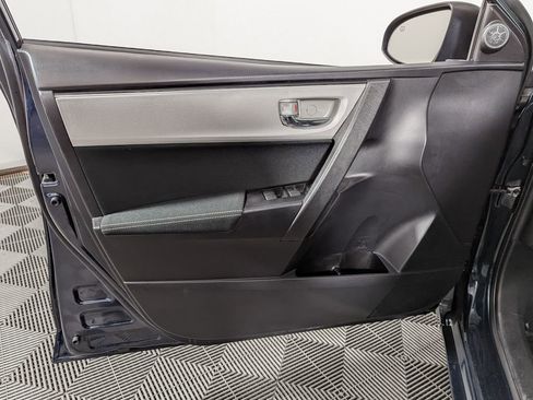 Used 2019 Toyota Corolla LE image 15