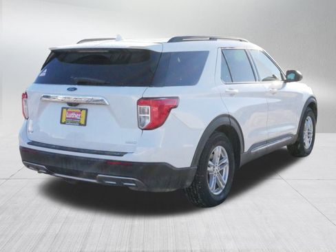 Used 2020 Ford Explorer XLT w/ Equipment Group 202A image 6