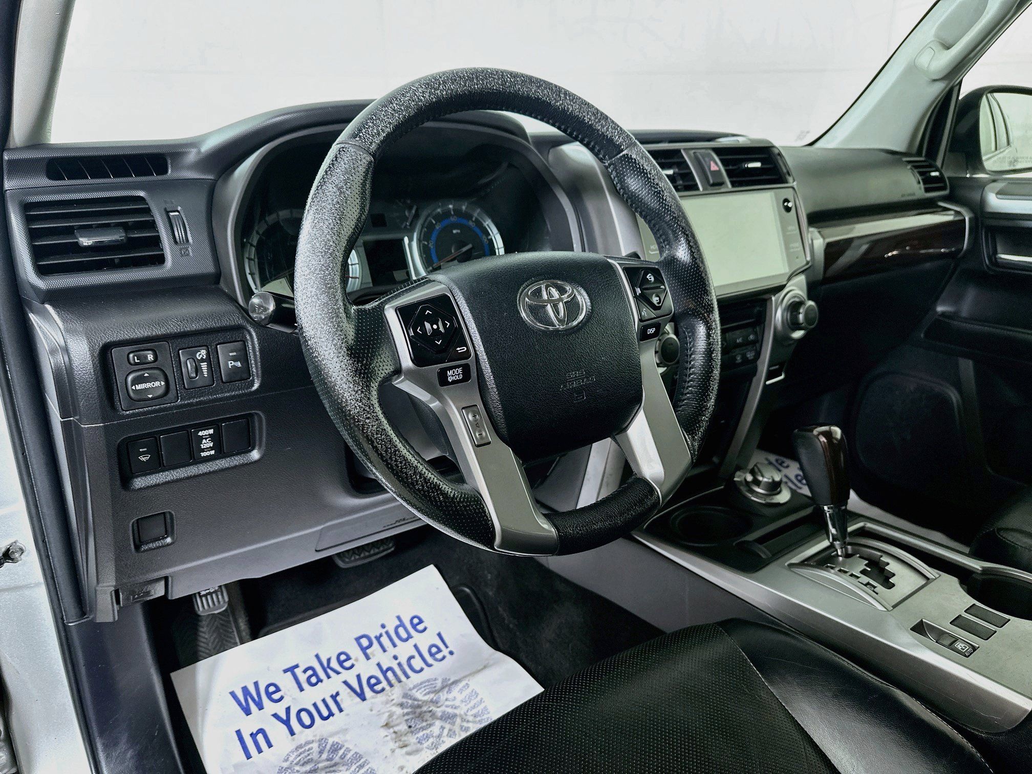 Used 2014 Toyota 4Runner Limited AWD/4WD image 9