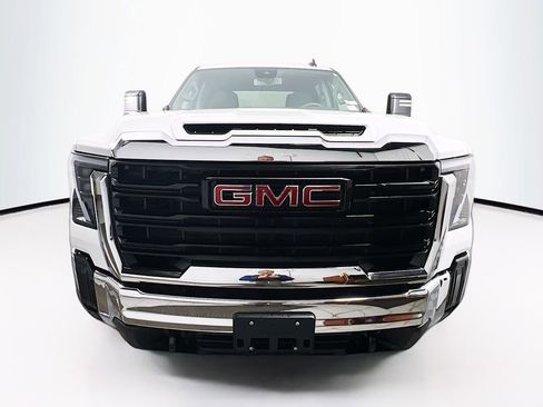 New 2025 GMC Sierra 2500 Pro w/ Convenience Package image 2