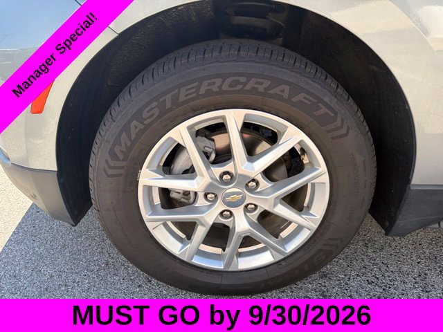 Used 2024 Chevrolet Equinox LT FWD image 46
