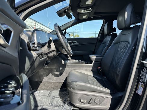 Certified 2023 Kia Sportage X-Line w/ X-Line Premium Package image 13