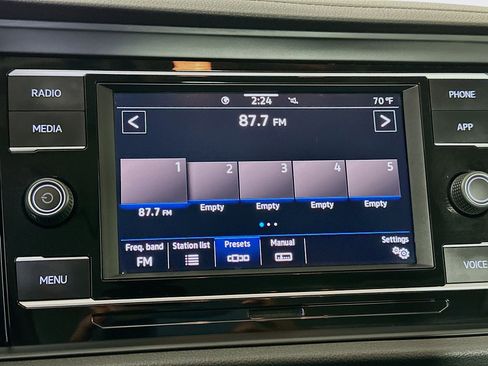 Used 2020 Volkswagen Jetta SE image 21