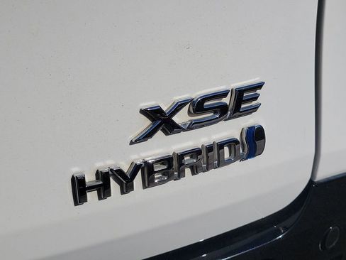 Used 2021 Toyota Sienna XSE w/ XSE Plus Package image 7